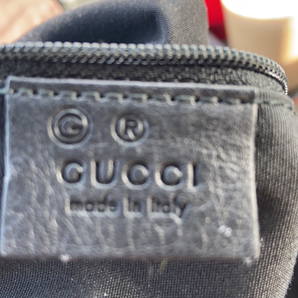 Black Gucci Horseshoe Leather Purse - Picture 14 of 15
